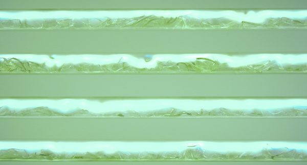 Navid Nuur - Broken Square Neon - Glas, gebroken glas en argongas (detail)