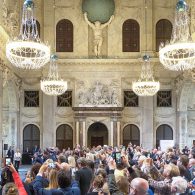 Vandaag opende Willem-Alexander de jaarlijkse Koninklijke Prijs voor de Vrije Schilderkunst. De prijs van deze editie ging naar Faria van Creij-Callender, Shivangi Kalra en Tobias Thaens. Er is dit jaar [&hellip;]