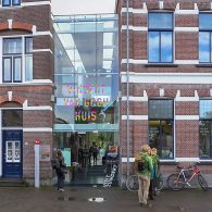 Er zijn meerdere instellingen die zich exclusief bezighouden met het artistieke nalatenschap en de resonantie van het oeuvre van Vincent van Gogh. Dat gebeurt vaak integer en oprecht, maar het [&hellip;]