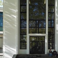 De lichtingen bij de postacademische instelling Jan van Eyck Academie zijn traditiegetrouw gericht op theoretische en maatschappelijke thema’s. Maar dit jaar is het anders. Het is opmerkelijk dat bij de [&hellip;]