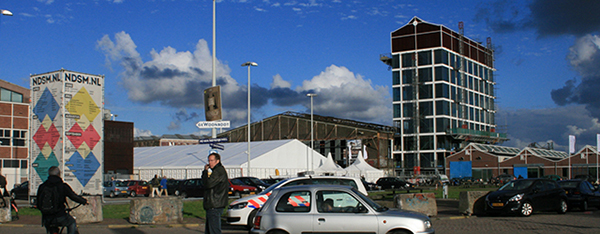 Vorig jaar was de eerste editie, klein en intiem met slechts 18 deelnemende galeries. Dit jaar is het groter aangepakt en doen er 40 mee. Een volwaardige beurs dus. Voordeel is [&hellip;]