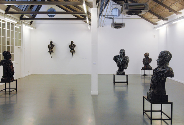 Anne Wenzel - Damaged Goods (Bust #diverse) - Keramiek