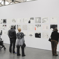 Sommige kunstenaars zijn naast kunstenaar ook nog andere dingen. Arno Kramer (1945) is denk ik de grootste pleitbezorger van de tekenkunst in Nederland. Hij organiseerde diverse tentoonstellingen (waaronder deze) in het [&hellip;]