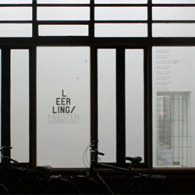 Soms is kunst ook gewoon de kunst van het ontstaan. Niet vanuit het maken op zich, maar met het maken ontstaan een beeld. Iets wat er van te voren nog [&hellip;]