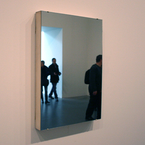 Art & Language - Untitled Painting - Spiegel op canvas Art & Language - Untitled Painting - Spiegel op canvas