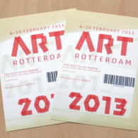 Binnenkort begint ArtRotterdam. De opening is woensdag de 6e om 6 uur. Daar kom je alleen binnen als je kaartjes hebt. Laat ik die hier nu twee hebben liggen… Onder de [&hellip;]