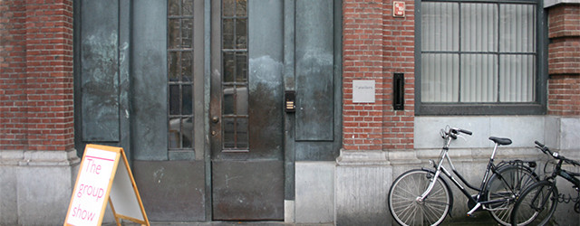 Omdat de Ateliers zou fuseren met de Rijksakademie werd het jaarrooster gelijk geschakeld op die van het jaar. Dat betekende bij De Ateliers dat een aantal ruimtes ineens een paar [&hellip;]