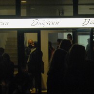 Vandaag opent ArtTheHague, een kunstbeurs met gevestigde en minder bekende galeries, in Den Haag (zo zag dat er vorig jaar uit). Maar die beurzen, dat blijven uiteindelijk toch plekken waar [&hellip;]