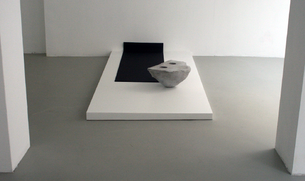 Chris Evans - Clod IV (light) - Beton, marmer, pvc-tapijt Chris Evans - Clod IV (light) - Beton, marmer, pvc-tapijt