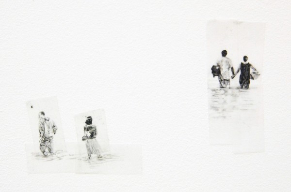 Claire Harvey - Sticky Water - Installatie met acrylverf op Scotch tape (detail)