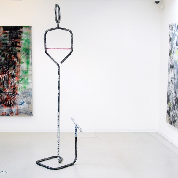 Coen Vunderink - Cherubim #2 - 250x100x50cm Spuitbus op staal