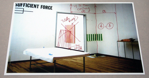 Daniel Buren - aantekeningen mbt presentatie (briefwisseling met het museum) Daniel Buren - aantekeningen mbt presentatie (briefwisseling met het museum)