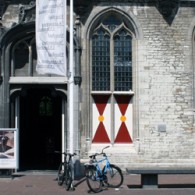 Het publiek bepaalde wat er nu te zien is in De Kabinetten. Het publiek bestaat uit hoofdzakelijk regionaal publiek, scholieren, Vrienden Van en lezers van de regionale krant. Het idee [&hellip;]