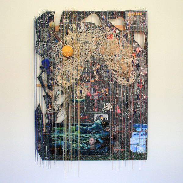 Elliot Hundley - 204x156cm Let the Whole House Crash, Season IV - Hout, inkjet, papier, metaal, foto's, plastic glas en textiel