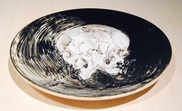 Erik Andriesse - Schaal - Geglazuurde witte chamotteklei, 1993