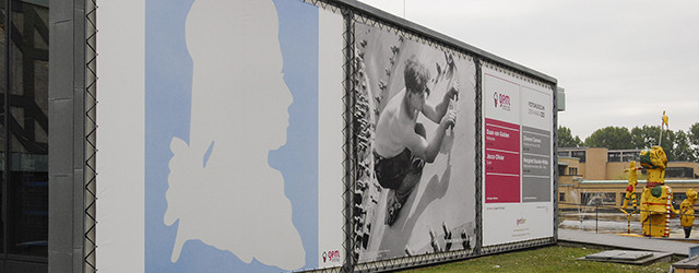 Afgelopen dinsdag moest ik in Den Haag zijn en ik had tussen de afspraken door een klein gaatje gecalculeerd om naar het GEM te gaan voor de tentoonstelling van Daan [&hellip;]