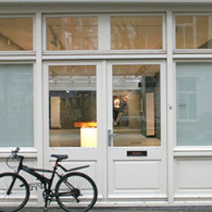 Vrijdag opende dus AmsterdamArtWeekend wat betekende dat bijna alle galeries ook op die avond de opening hadden. Ik heb dus vrijdag veel gezien en zoals altijd is er wel iets [&hellip;]