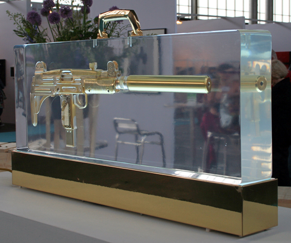 Galerie Majke Husstege - Atelier Ted Noten Galerie Majke Husstege - Atelier Ted Noten