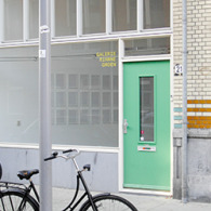 Als kunstenaar moet je een beetje gek zijn. De weg van het beginnen aan een kunstwerk tot het voltooien ervan is soms vergelijkbaar met een martelgang of bijna zinloos monnikenwerk. [&hellip;]