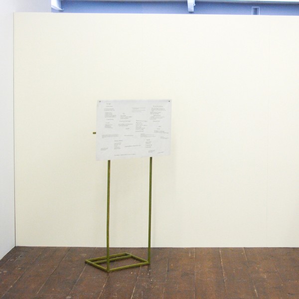 Gareth Moore - A Burning Bag as a Smoke-Grey Lotus - Installatie (detail)