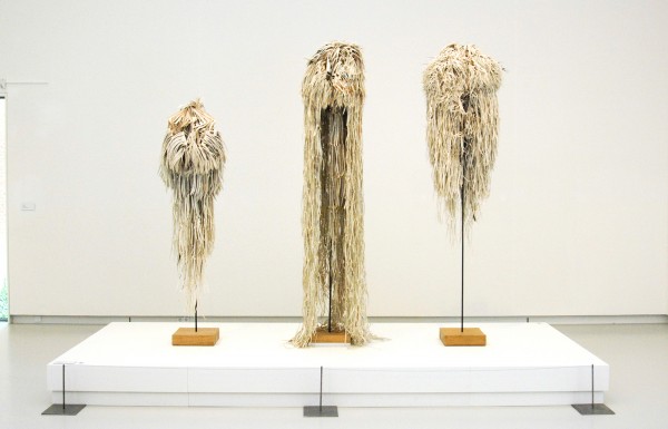 Georgia Russell - Belief III, II, I (Totem) - Versneden boeken