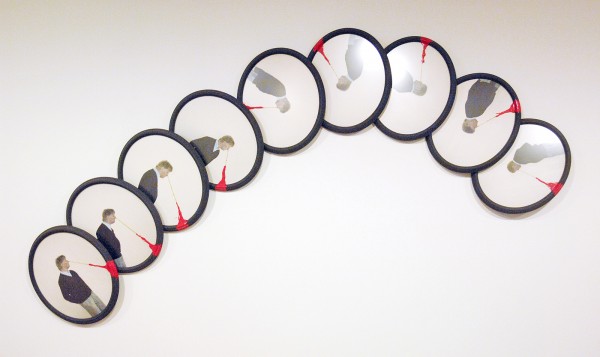 Ger van Elk - Sportive Time Study Sulpture - Hout, acrylverf op fotopapier