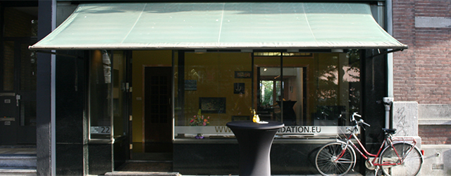 Een kunstenaar is vrij te doen wat hij belieft. Bij de gratie van de positie van de kunst waarin alles kan (toch?) is de kunstenaar vrij te doen wat hij [&hellip;]