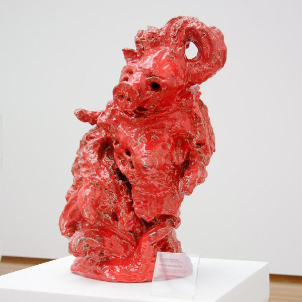 Han van Wetering - Lolita, the odd couple - Gechamotteerde en geglazuurde klei, 2011