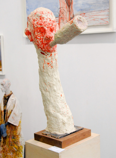 Harmen Verbrugge - De Drinker - 85x50x30cm Klei, vernis, olieverf, fles, staal en hout