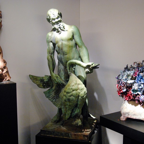 Herwig Simons Antiquair - Sater wurgt zwaan ?