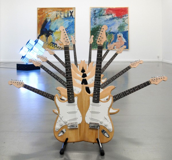 Hidde van Schie - We Are One But We Are Not The Same (in my baby's arms - edition) - Gitaren