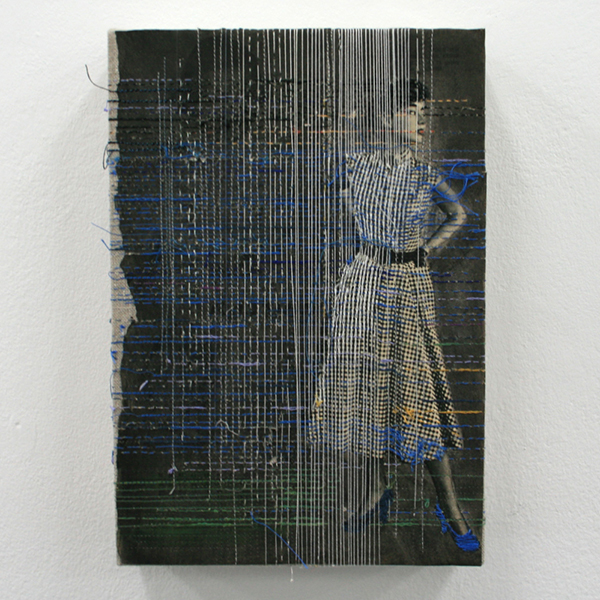 Hinke Schreuders - Works on paper #33 - 26x18x6cm Garen op papier op doek