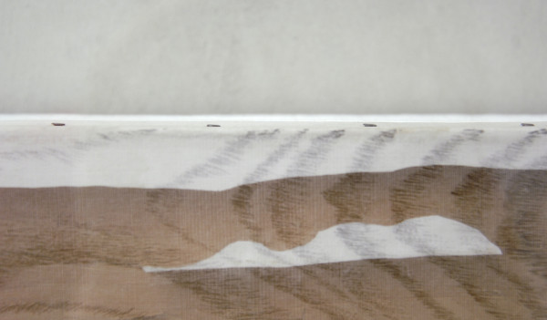 Hu Xiaoyuan - Milling Nr1 - Hout, witte verf, zijde en Chinese Inkt (detail)