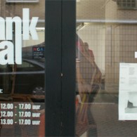 De opbouw van Perenial Conceits; Met werk van Willem Besselink, Frauke Dannert, Rumiko Hagiwara, Matthew Hale, Niek Hendrix, Bas van den Hurk, Dominique Hurth, Thomas I’Anson, Jordy Koevoets, Alexander Voice, Robin [&hellip;]