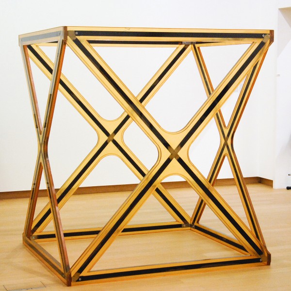 Isa Genzken - X - Epoxyhars en staal