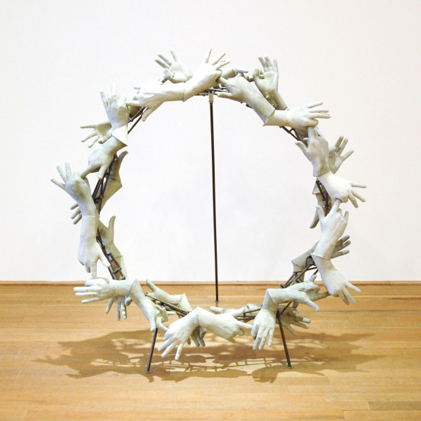 Istvan Csakany - Concrete Wreath - Beton en metaal 2013