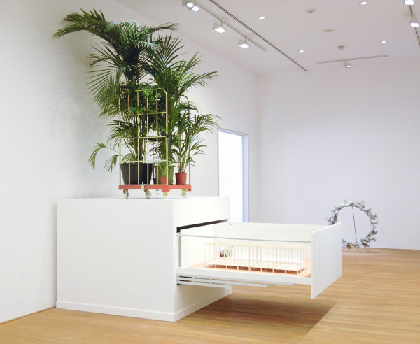 Istvan Csakany & Hajnalka Somogyi - Les Statues Meurent Aussi - Diverse materialen 2014