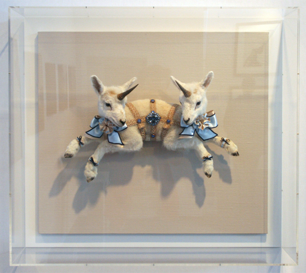 Jaski Art Gallery - Les Deux Garcons Jaski Art Gallery - Les Deux Garcons