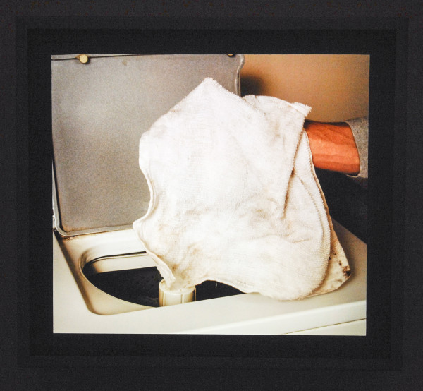 Jeff Wall - Just Washed - Dia in lichtbak 1997