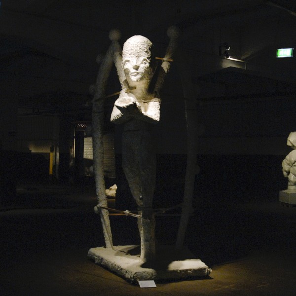 Johan Tahon - Lotus - Gips