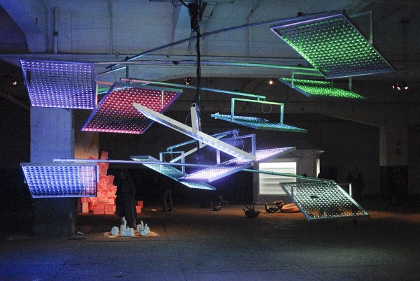 Jonas Vorwerk - Mobile of Light - Led-verlichting, aluminium en staal