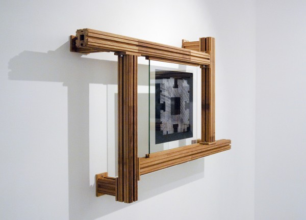 Jonas Wijtenburg - Internal Validity #1 - 91x144x22cm Iroko hout, roestvrij staal, C print