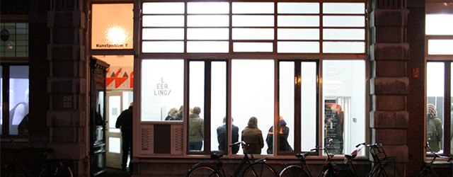 Weer een nieuwe ronde bij Kunstpodium T, dit keer met als meester Femke Schaap (1972). Femke Schaap Laura Bolscher | Groningen Ingrid de Rond | Tilburg Lucy Hannen | Maastricht Lien Vervoort | Gent [&hellip;]