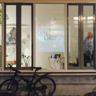 Spiritualiteit of erger nog, religie, daar moet je in de kunst niet mee aankomen. Ergens ook wel begrijpelijk, de veelal vooraf geformuleerde esthetiek levert zelden spannende kunst op. Op het [&hellip;]