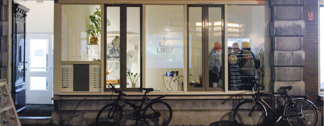 Spiritualiteit of erger nog, religie, daar moet je in de kunst niet mee aankomen. Ergens ook wel begrijpelijk, de veelal vooraf geformuleerde esthetiek levert zelden spannende kunst op. Op het [&hellip;]