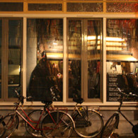 Ik heb toch best wel wat presentaties gezien in de afgelopen jaren, maar zelden waren deze zo helder en zelfs bijna museaal van opzet als deze editie van het Leerling/Meester [&hellip;]