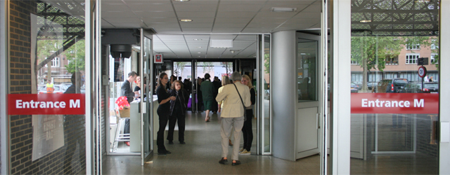 Dit jaar geen Art Amsterdam in de RAI, dit jaar is er KunstRai. Enkelen zagen het blijkbaar in aanvang van de plannen van ArtAmsterdam al niet zo zitten en hebben [&hellip;]