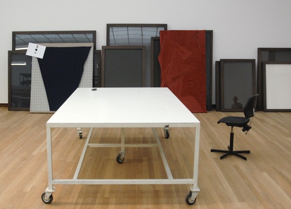 Laura Lima - Tailorshop - Kleermakers atelier (detail)