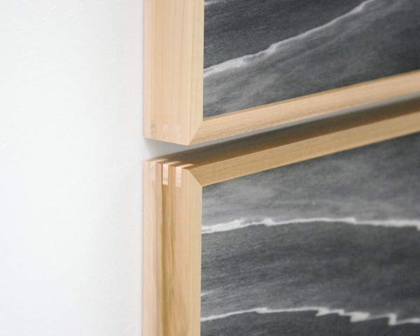 Lisa Oppenheim - Landschape Portraits (Popular) (Version I) - 66x68cm per deel, Vier gelatine fotogrammen in unieke lijsten (detail)