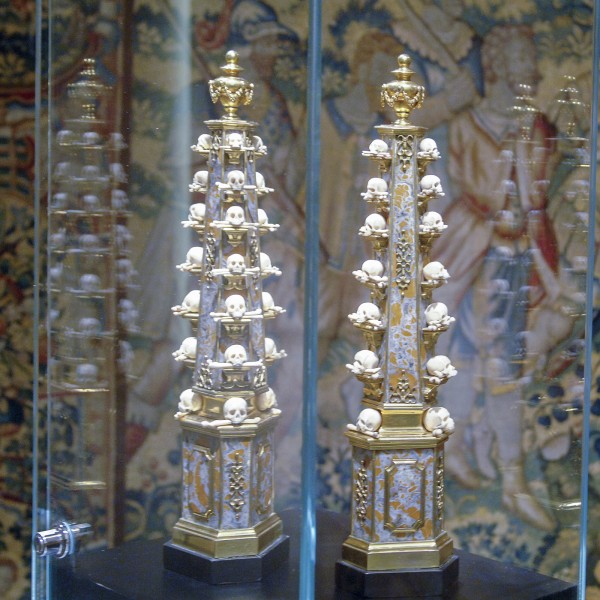 Longari Arte - Paar obelisken, laat 17e eeuw